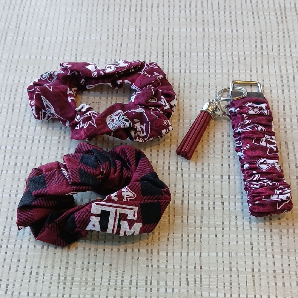 Texas A&M Maroon and Black Scrunchie Set with Keychain